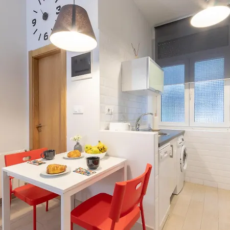 Indautxu Metro Next Stop